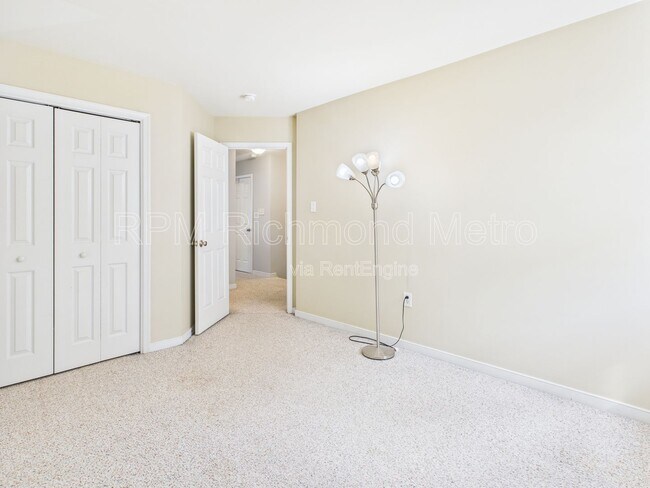 Building Photo - 13625 Baycraft Terrace