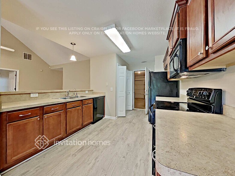 Building Photo - 5510 Hancock Ln