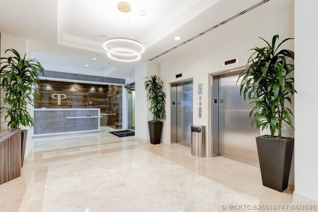 Building Photo - 99 SE Mizner Blvd