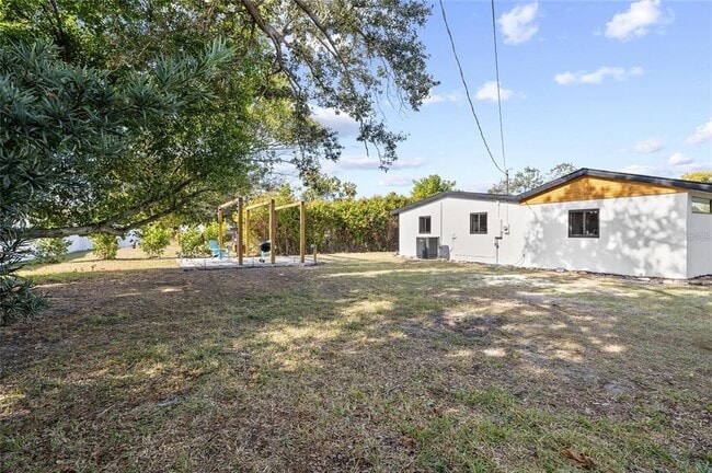 Building Photo - 4412 W Trilby Ave