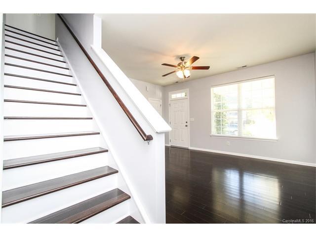 Building Photo - 3819 Fircrest Dr