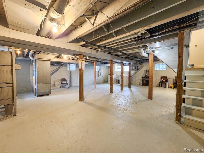 Building Photo - 1612 Atkinson St