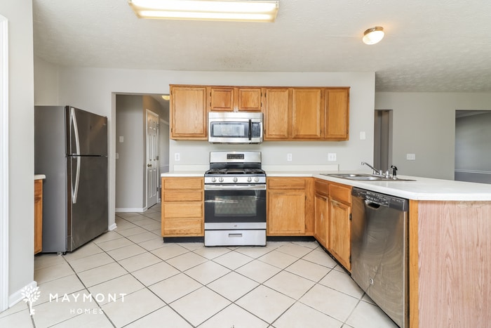 Building Photo - 1255 Martinique Ct SW