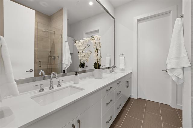 Building Photo - 4545 Bowser Ave