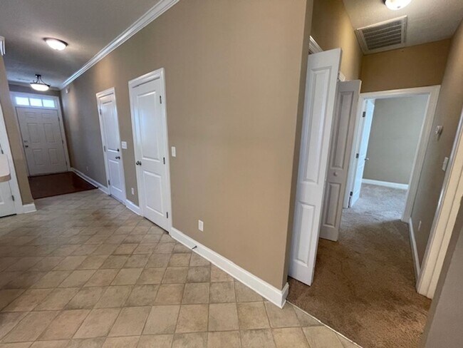Building Photo - 528 Brantley Cove Cir