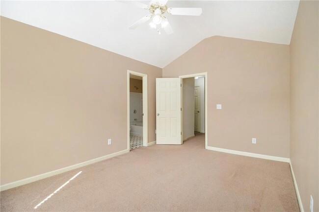 Building Photo - 2781 Parkway Cove