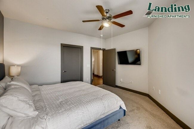Building Photo - 5755 Almeda Rd