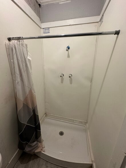 Building Photo - 1446 Marion Pl