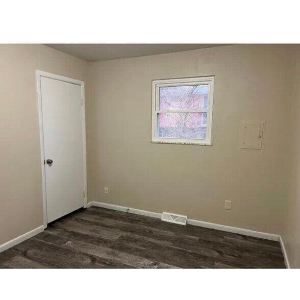 Bedroom - 2440 W Marlene Dr