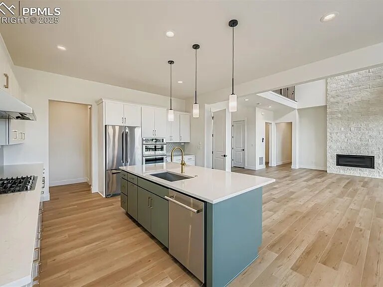 Building Photo - 3425 Crst Holw Vw