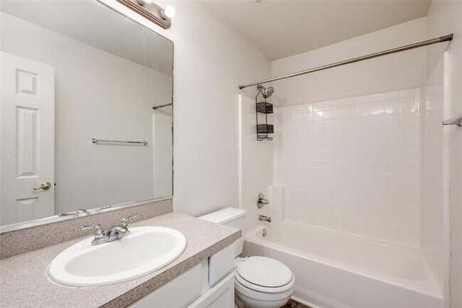 Building Photo - 6117 Perlita Dr