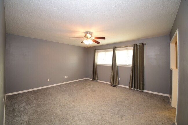 Building Photo - 7811 South College Ave E