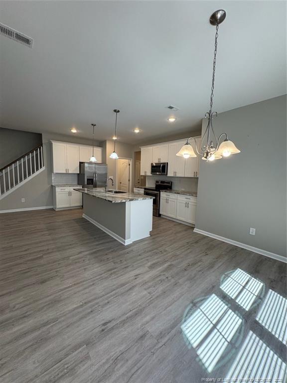 Building Photo - 603 Tanglewood Dr