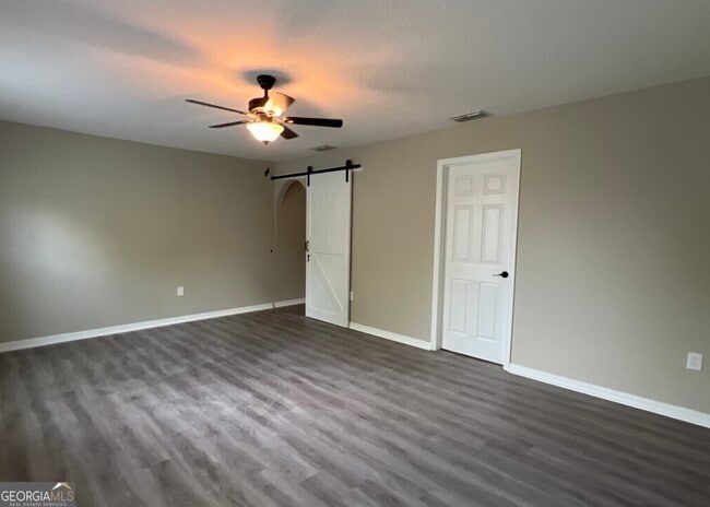 Building Photo - 405 Brooklet Cir