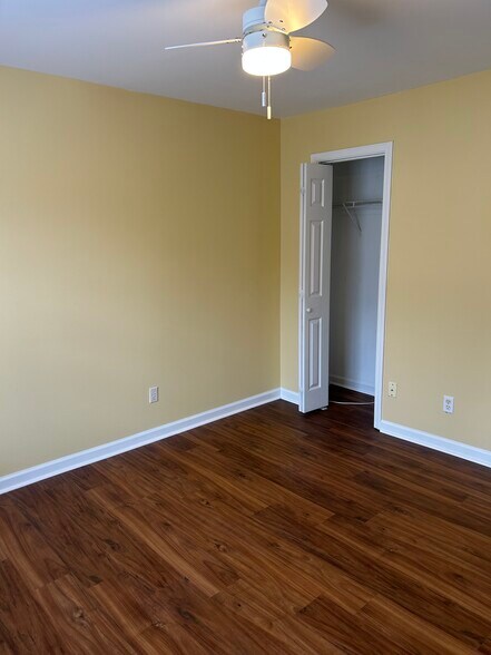 Building Photo - 505 Long Creek Pky