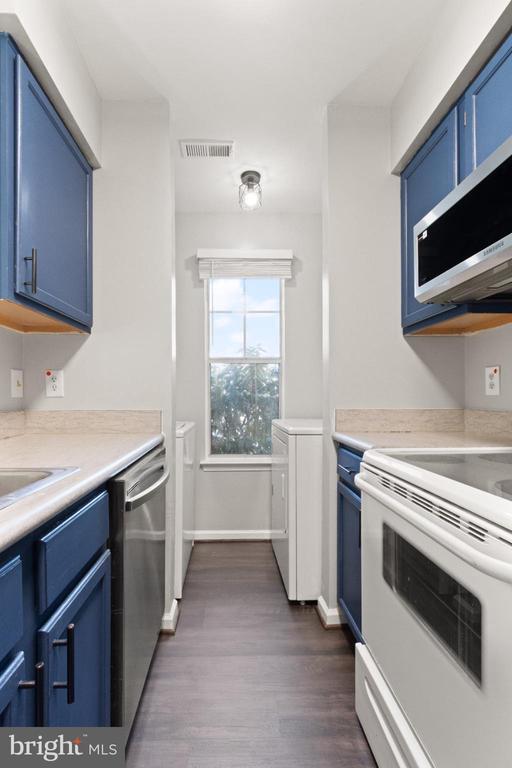 Building Photo - 309 Wind Ridge Dr