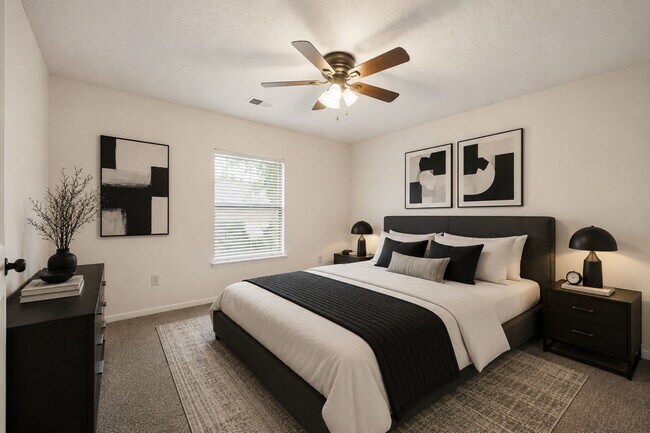 Building Photo - 9811 Sandtown Cir