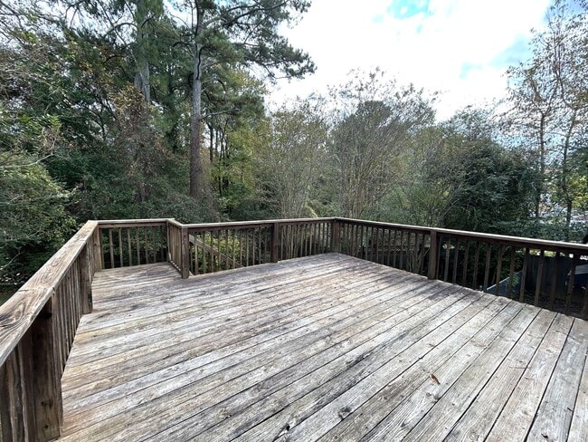 Building Photo - Updated Home near Emory University