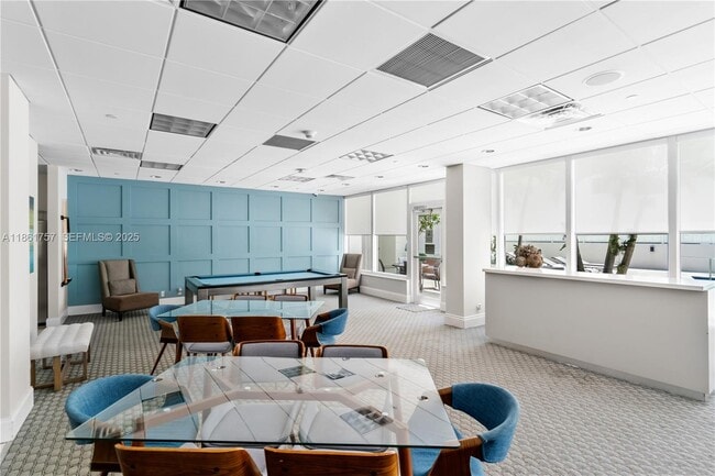 Building Photo - 209 N Fort Lauderdale Beach Blvd