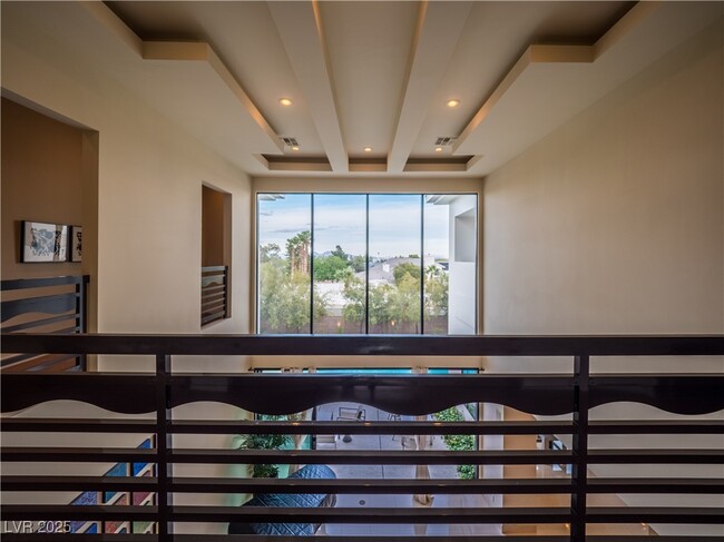 Building Photo - 7430 Yonie Ct