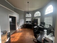 Building Photo - 12007 Carriage Ridge Ct