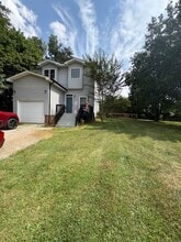 Building Photo - 7640 Katherine Dr