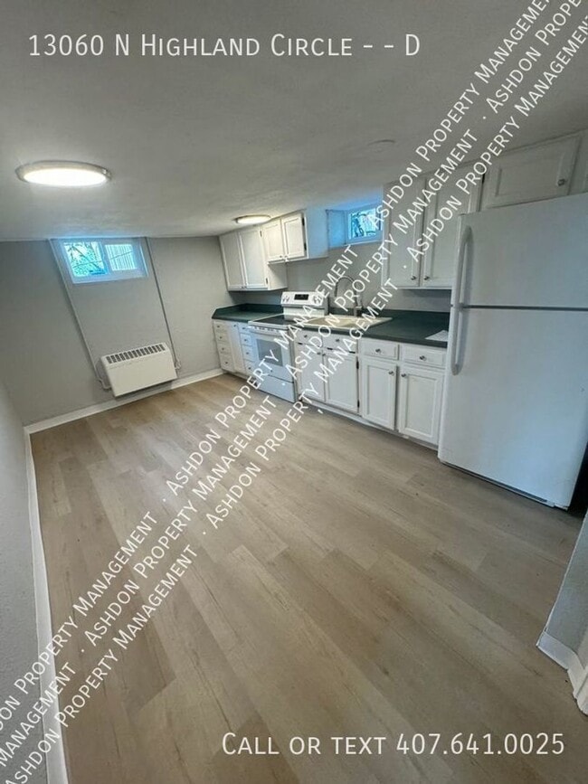Building Photo - 13060 N Highland Cir