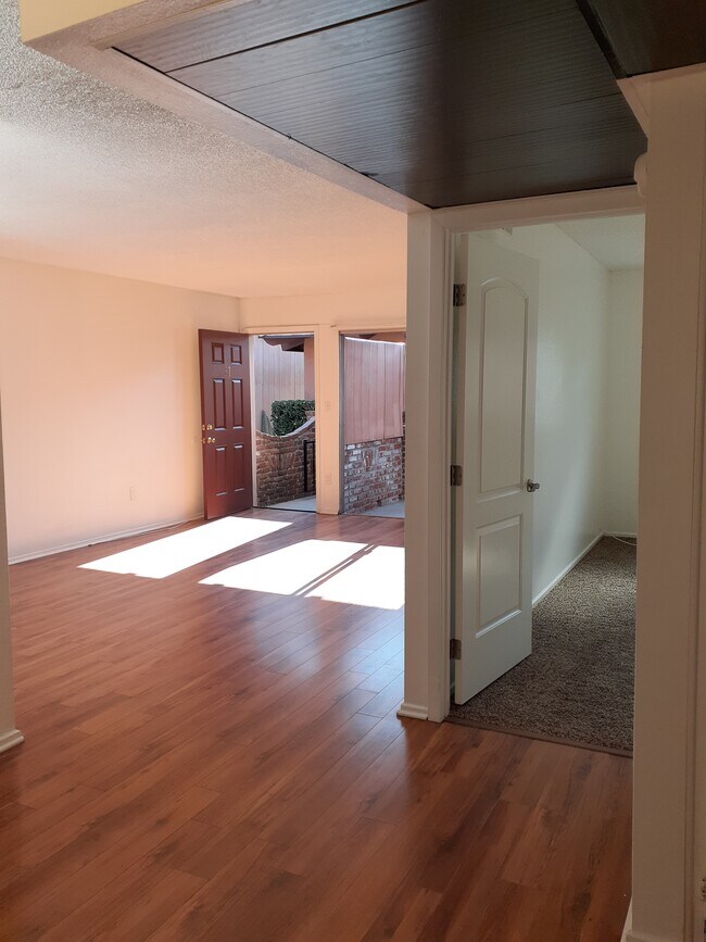 Building Photo - 9009 Tobias Ave
