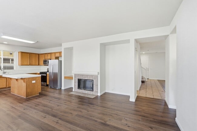 Building Photo - Seaview Ranch Neighborhood!