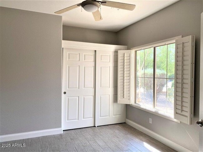 Building Photo - 40912 N Columbia Trail