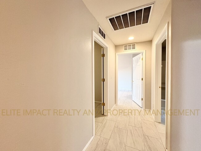 Building Photo - 7285 E Chelsie Kaye Ln