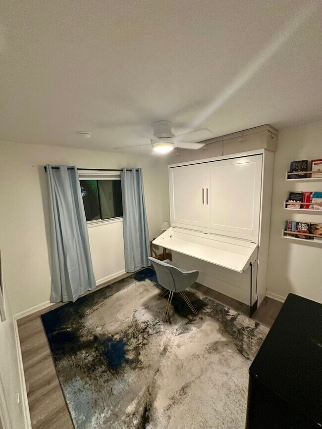 Building Photo - 45 Folly Field Rd