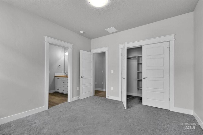 Building Photo - Immaculate Single-Level Home w/3-Car Garage