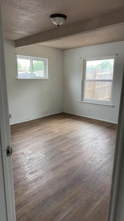 Building Photo - 1006 N Meadows Dr