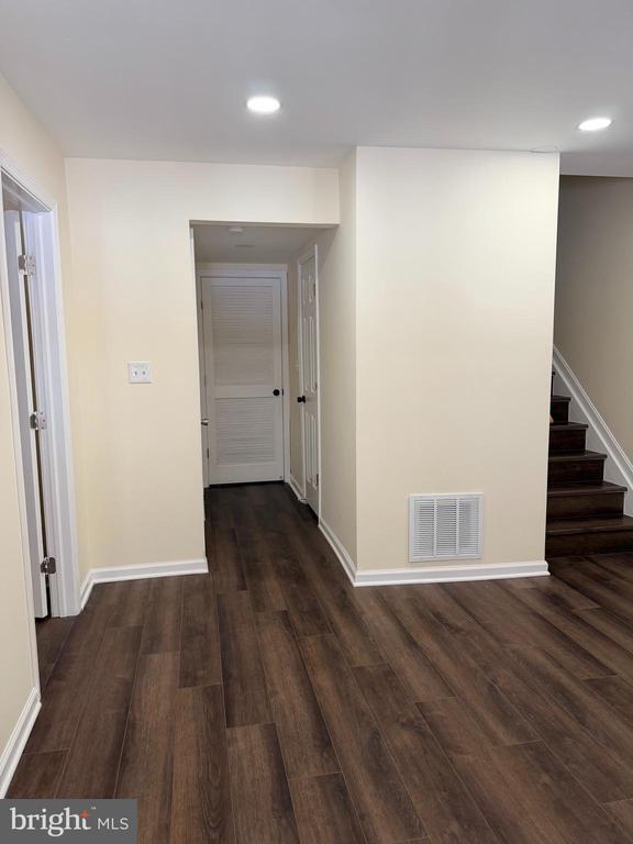 Building Photo - 14120 Silver Teal Way