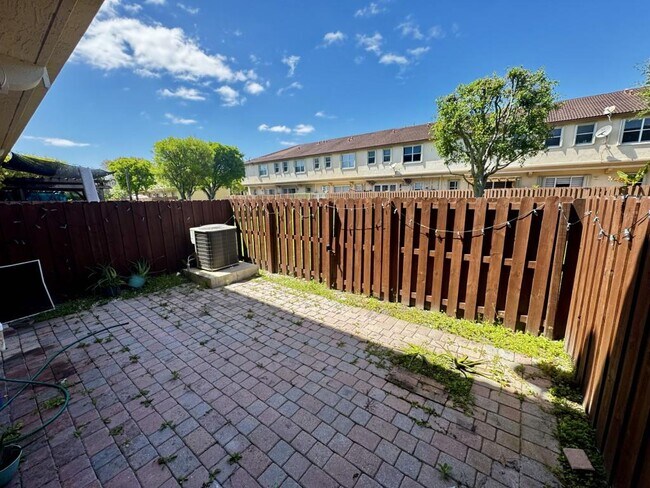 Building Photo - 12975 SW 135th St