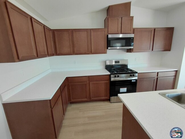 Building Photo - 475 Palomino Ct