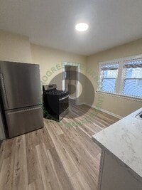 Building Photo - 4427 W 49th St