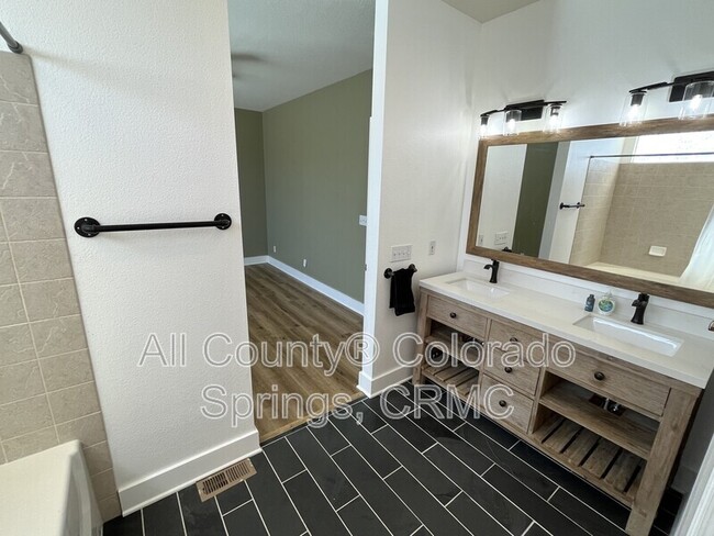 Building Photo - 8397 Hames Dr