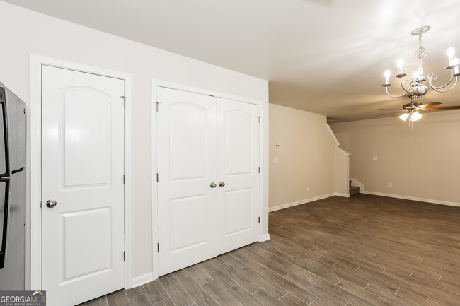 Building Photo - 508 Brady Dr