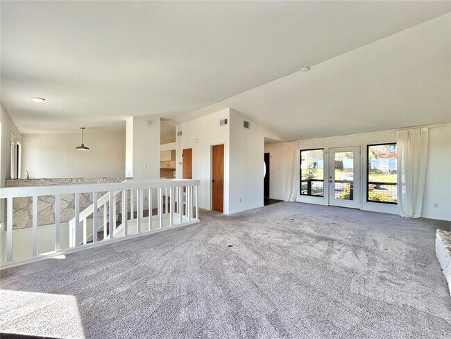 Building Photo - 11205 Terrace Bluff Dr