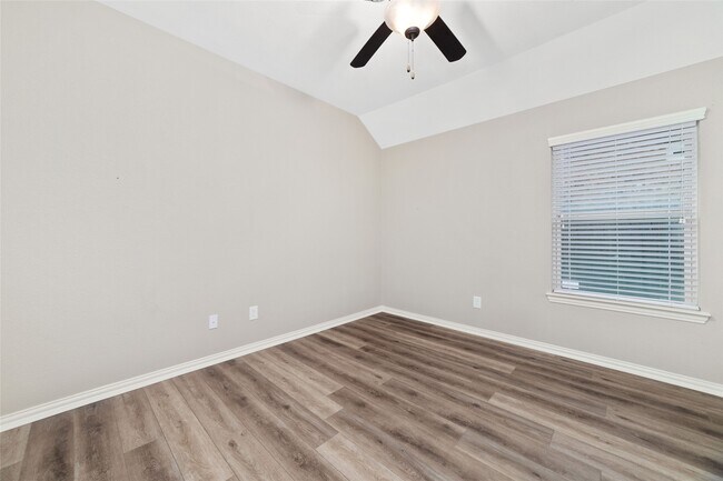 Building Photo - 9515 Knox Prairie Ct