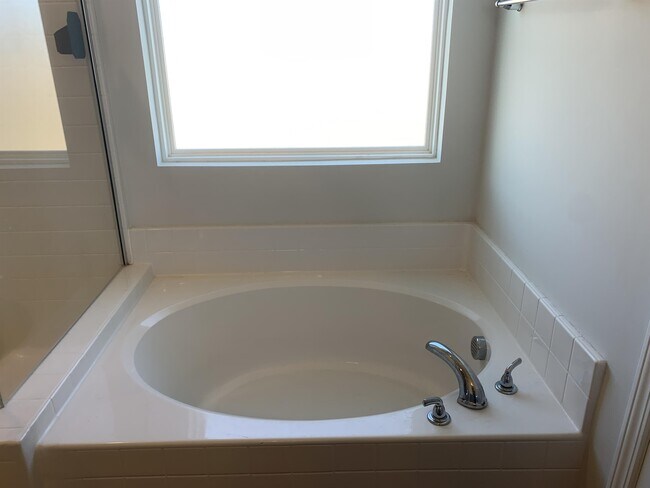 Building Photo - 481-P481 Tondee Way