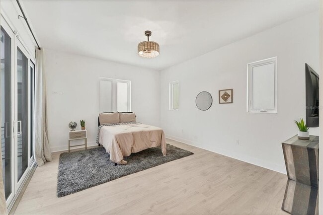 Building Photo - 6028 Red Mangrove Ln