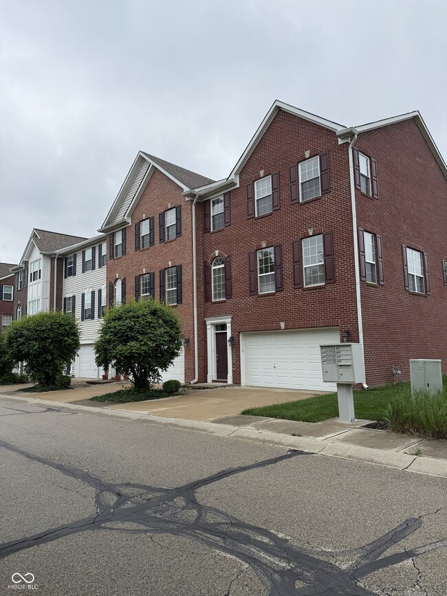 Building Photo - 12028 Esty Way