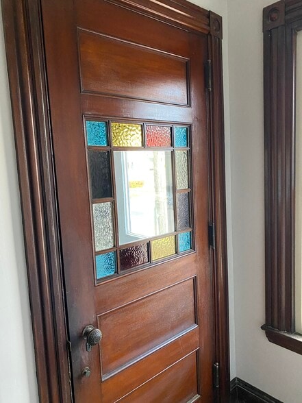 28 North front door - 28 North St