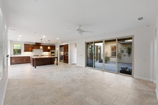 Building Photo - 768 Normandy Rd