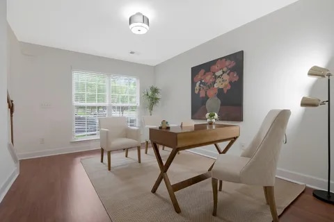 Building Photo - 8242 Lenox Creekside Dr