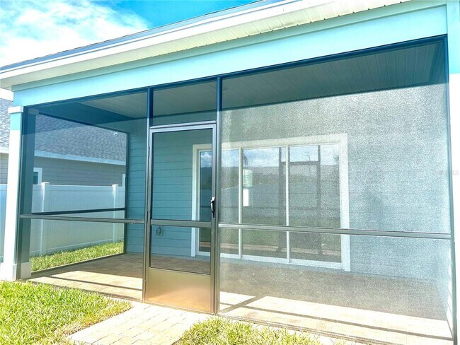 Building Photo - 4473 NW 14th Lp