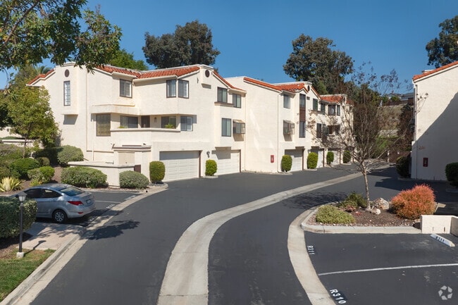 5715 Baltimore Dr - Day Break